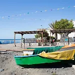 Home2book Quiet Terrace شقة *