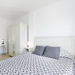 Home2book Quiet Terrace شقة *