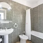 Home2book Quiet Terrace شقة