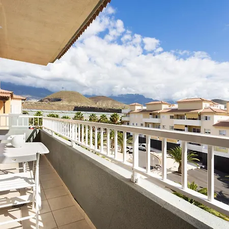 Home2book Quiet Terrace Daire