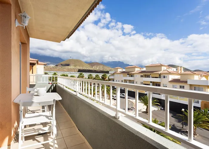 Home2book Quiet Terrace Appartement